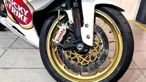 Suzuki GSX R 750 (2006 - 07)  (8)