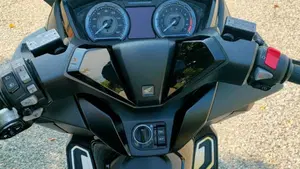 Honda Forza 350 (2022 - 24)  (9)