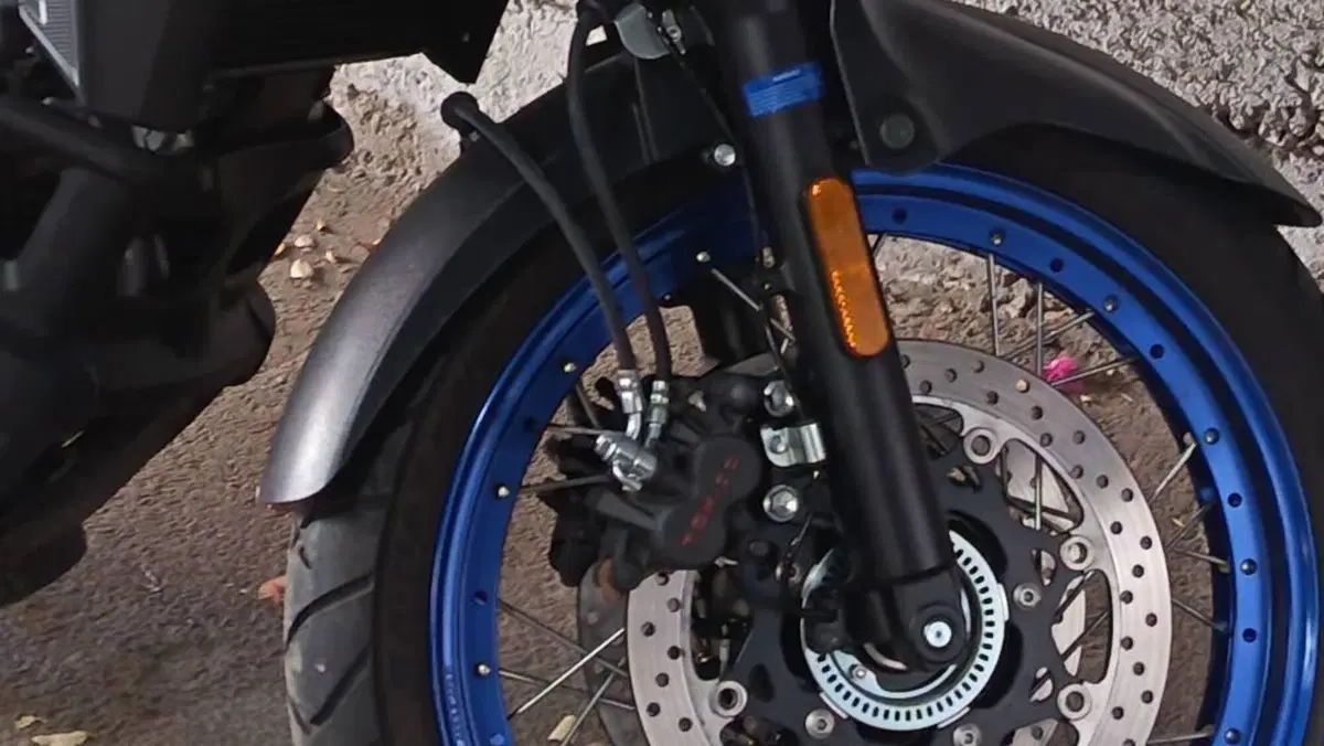 Suzuki V-Strom 650XT (2021 - 25)  (4)