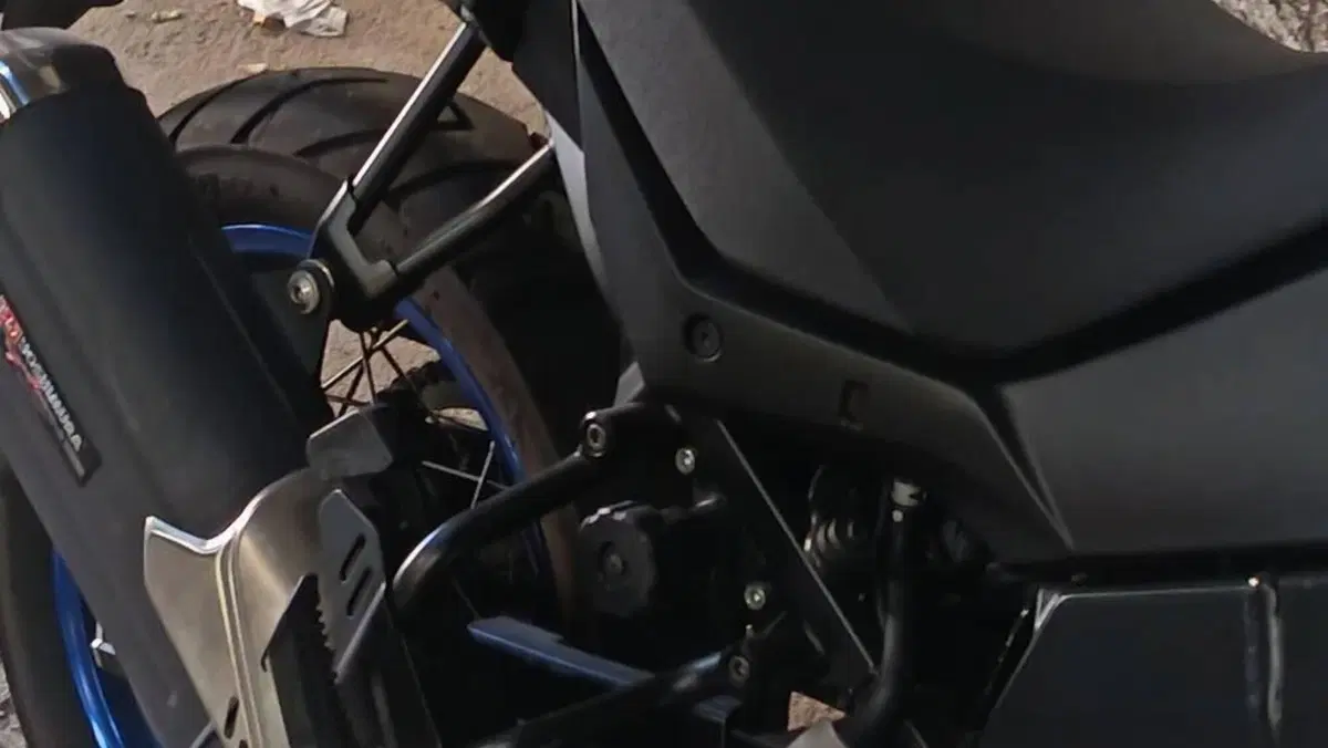 Suzuki V-Strom 650XT (2021 - 25)  (5)