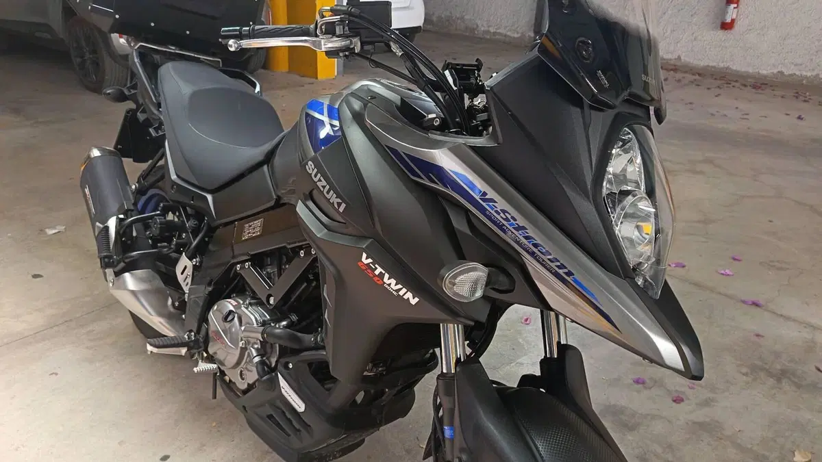 Suzuki V-Strom 650XT (2021 - 25)  (6)