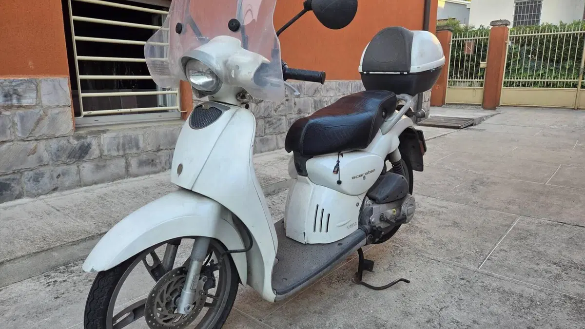 Aprilia Scarabeo 50 (2007 - 08)  (2)