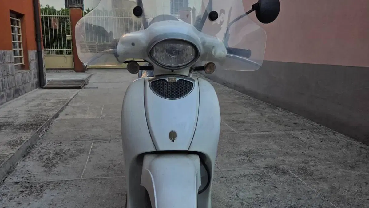 Aprilia Scarabeo 50 (2007 - 08)  (6)