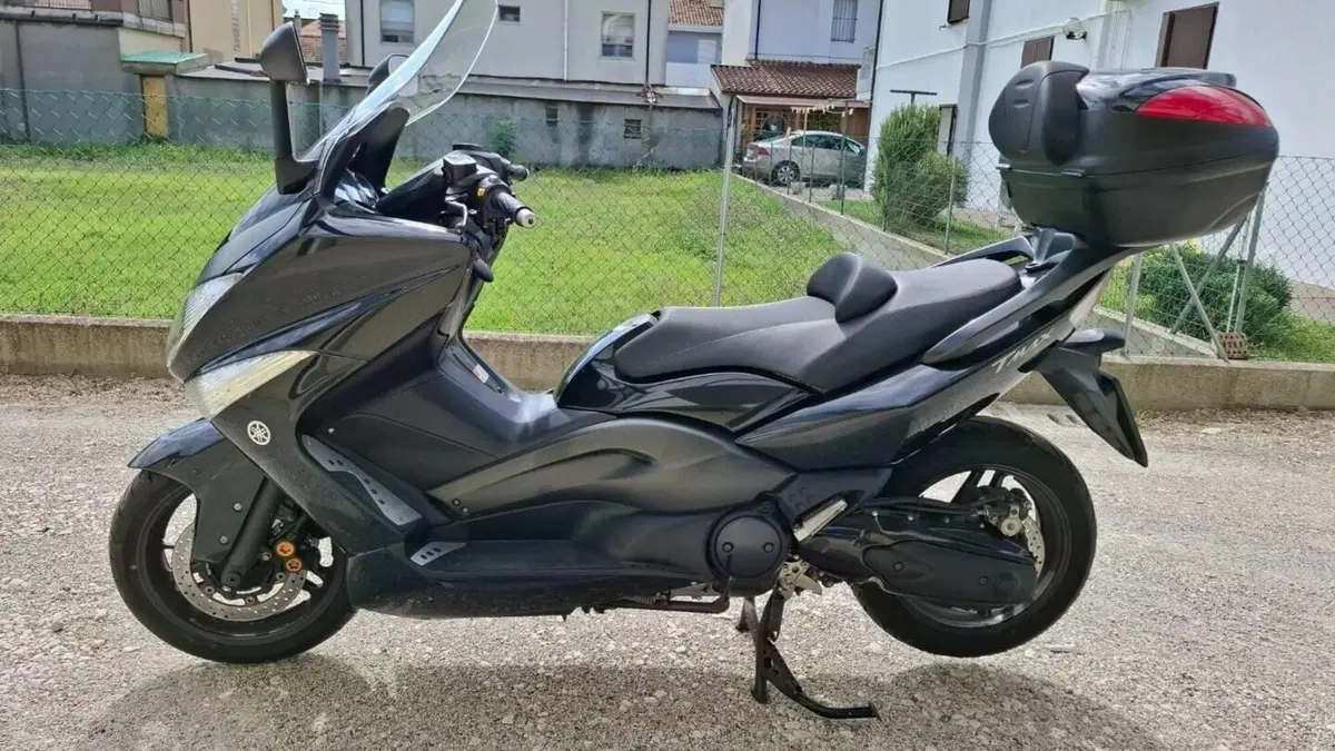 Yamaha T-Max 500 (2008 - 12)  (2)