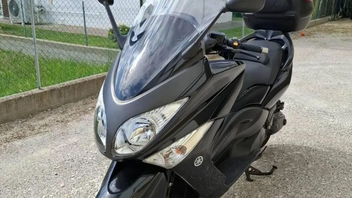 Yamaha T-Max 500 (2008 - 12)  (3)