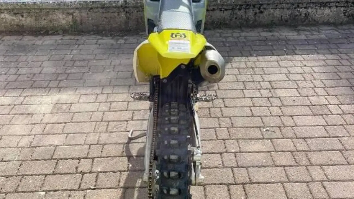 Husqvarna FC 250 (2024)  (2)