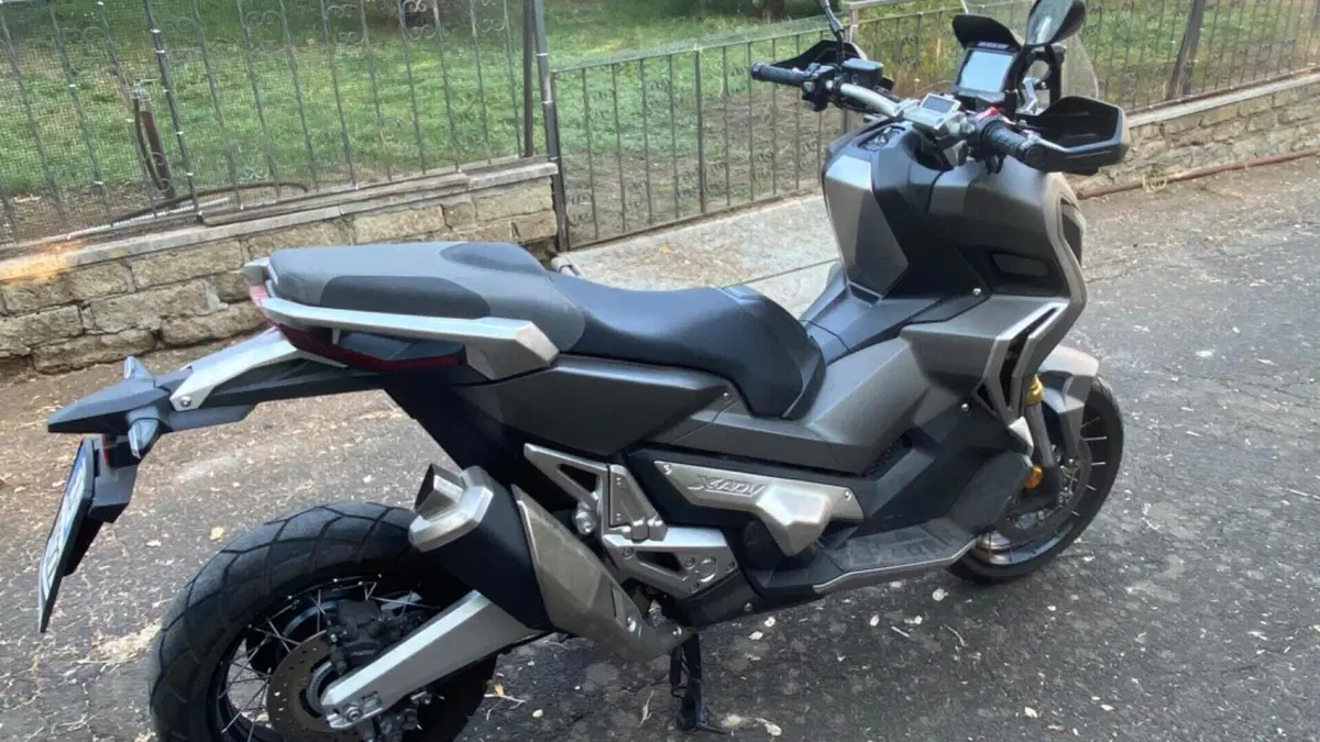 Honda X-ADV 750 (2017)  (4)