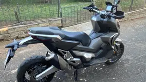 Honda X-ADV 750 (2017)  (4)