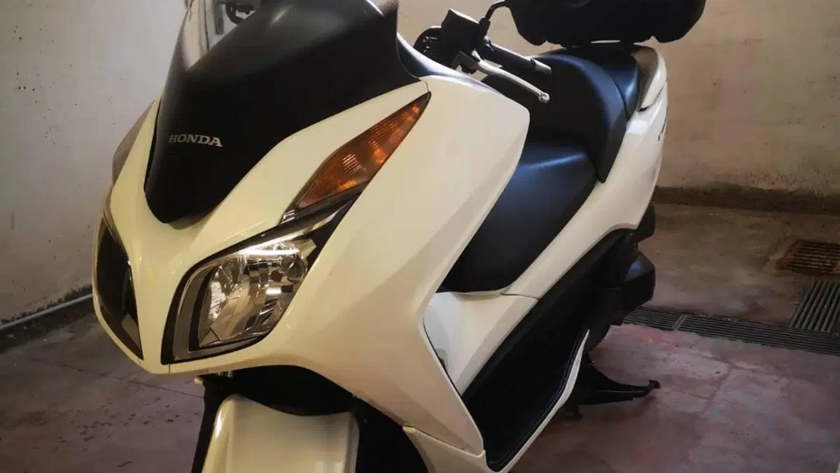 Honda Forza 300 ABS (2013 - 17)  (3)