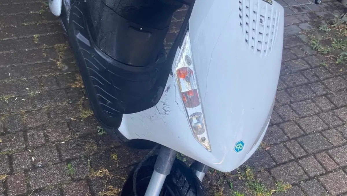 Piaggio Zip 50 2T (2000 - 18)  (5)