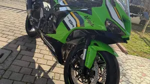 Kawasaki Ninja 636 ZX-6R (2024 - 27)  (4)