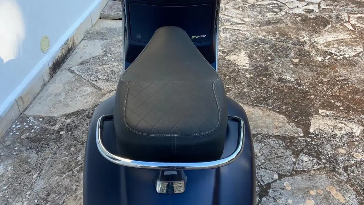 Vespa GTS 300 (2023 - 24)  (4)