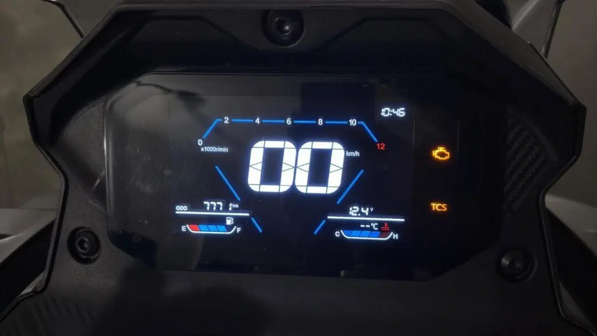 Voge Sfida SR1 ADV (2023 - 26)  (3)