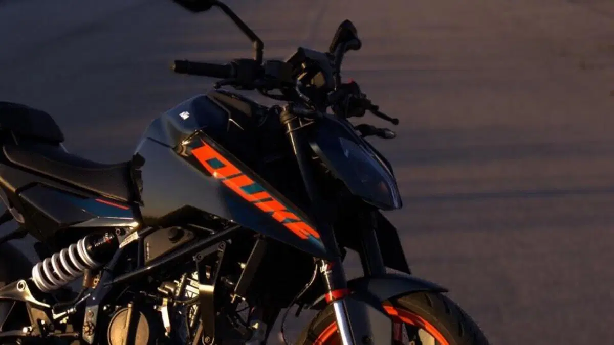 KTM 125 Duke (2024 - 25)  (2)