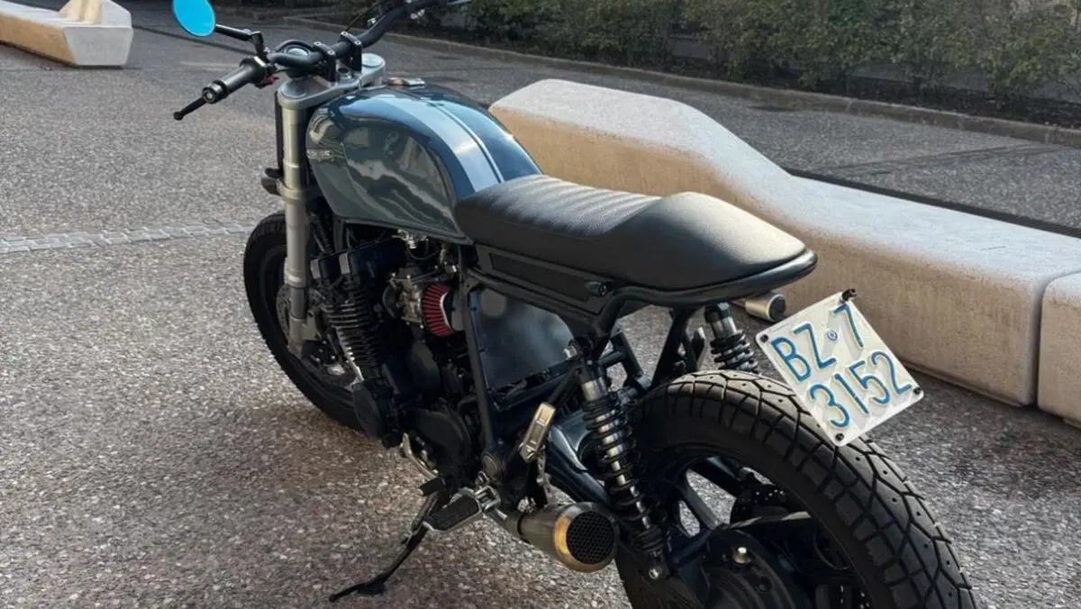 Yamaha XJ 900 F (1985 - 93)  (4)