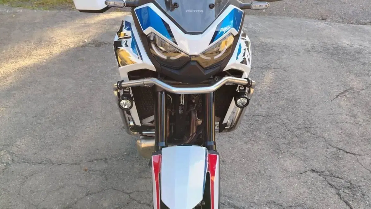 Honda Africa Twin CRF 1100L ES DCT (2024 - 26)  (2)