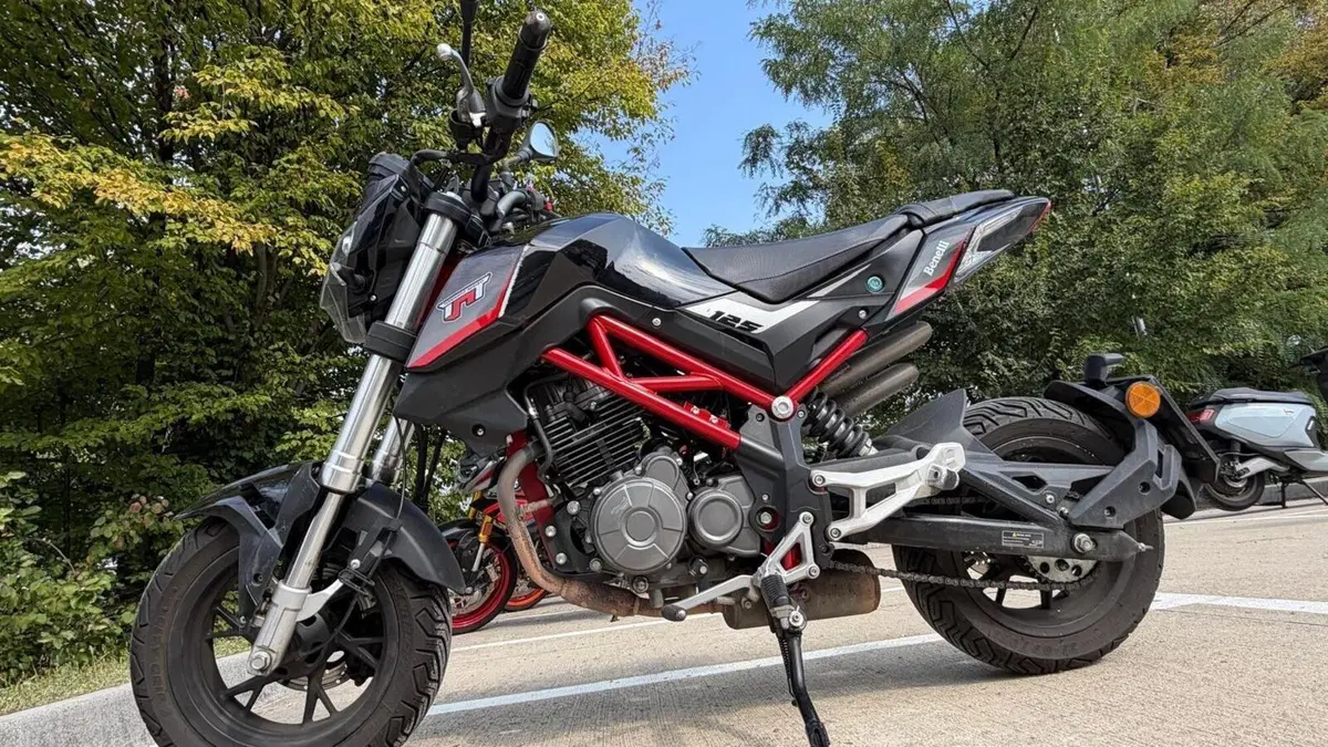 Benelli Tornado Naked T 125 (2021)  (3)