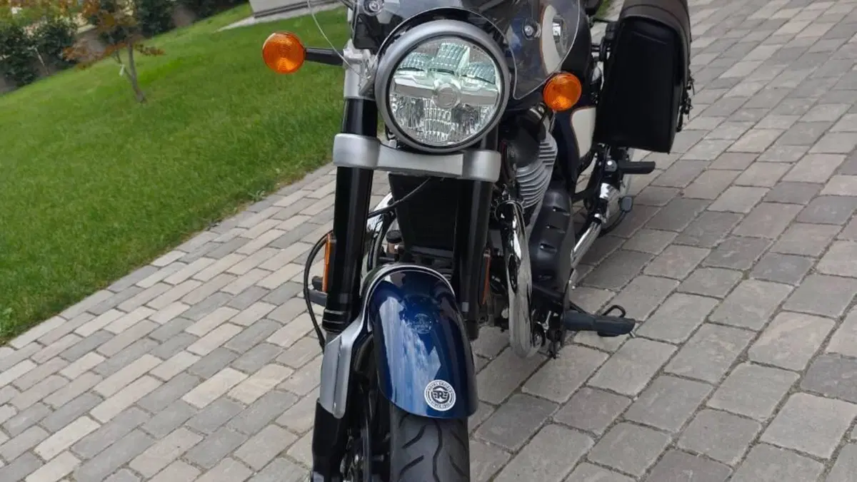 Royal Enfield Super Meteor 650 (2023 - 26) 