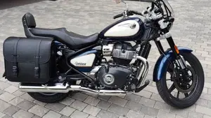 Royal Enfield Super Meteor 650 (2023 - 26)  (4)