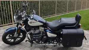 Royal Enfield Super Meteor 650 (2023 - 26)  (5)