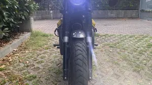 Moto Guzzi   (9)