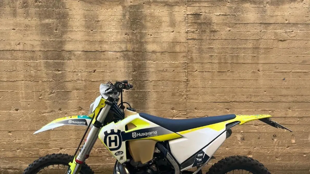 Husqvarna TE 250i (2023)  (3)