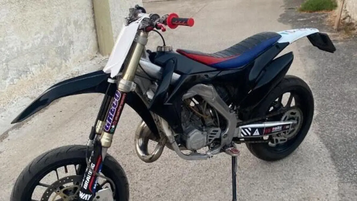 Honda @ 125 ES (2000 - 04) 