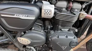 Triumph Street Twin 900 (2019 - 20)  (3)