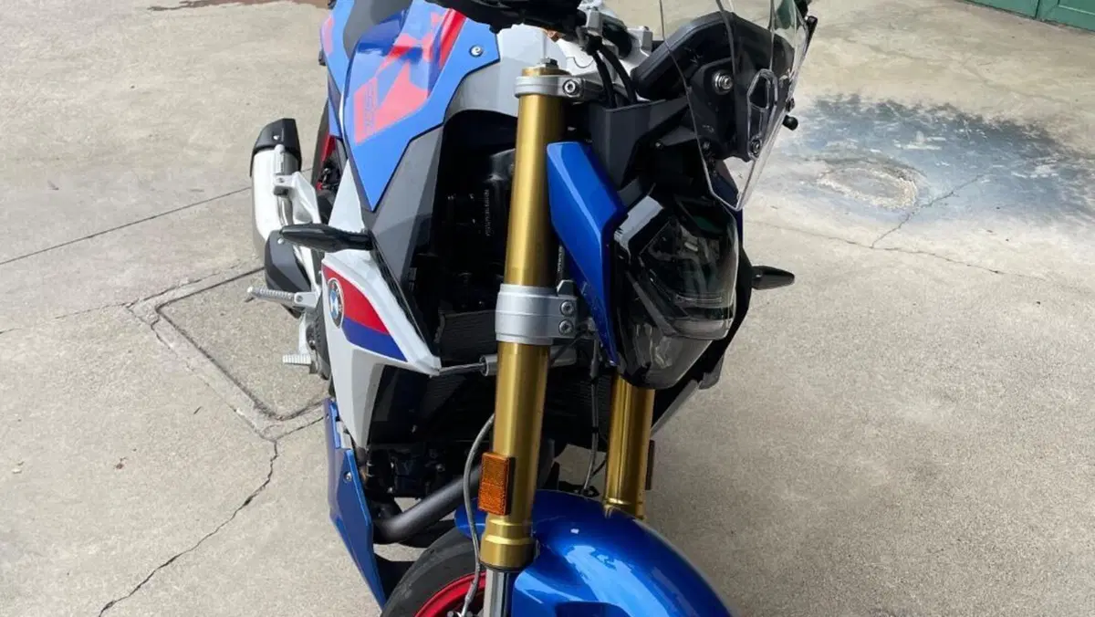 Bmw F 900 R (2025 - 27)  (6)