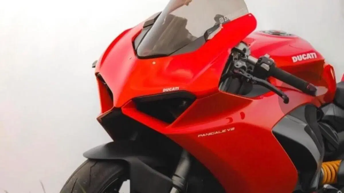 Ducati Panigale V2 (2021 - 24)  (2)