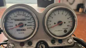 Suzuki   (7)