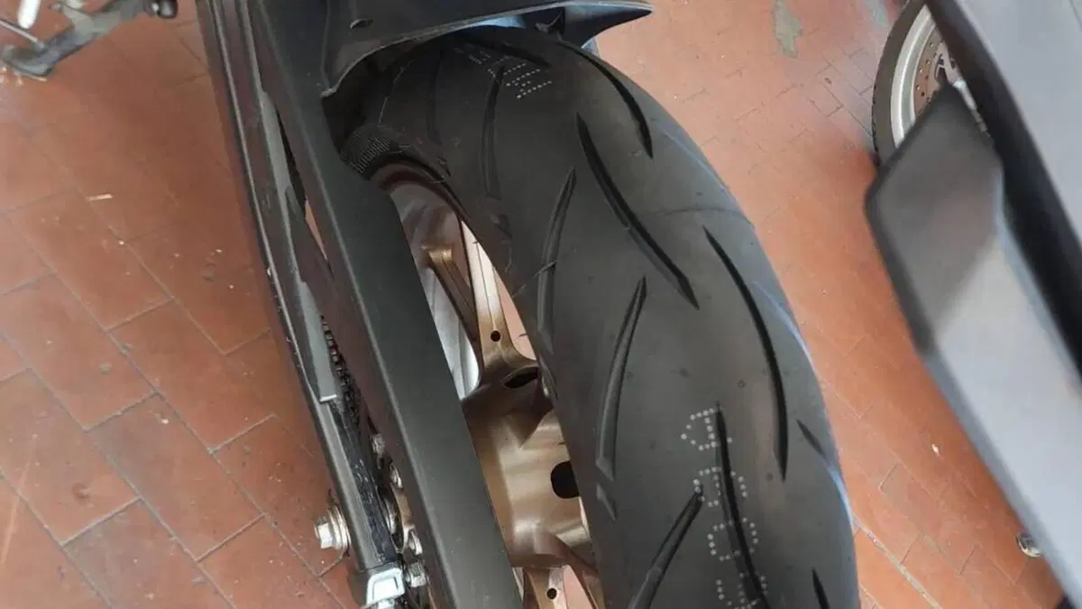 Honda CB 125 R (2021 - 23)  (6)