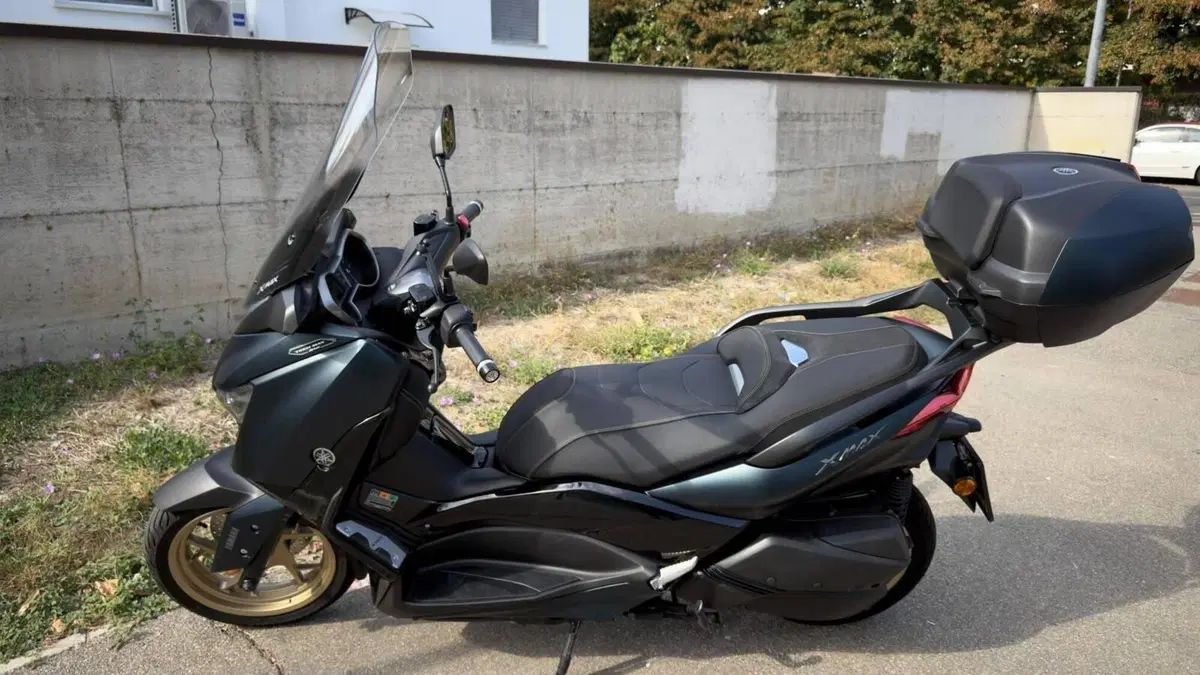 Yamaha X-Max 300 Tech Max (2021 - 24)  (3)