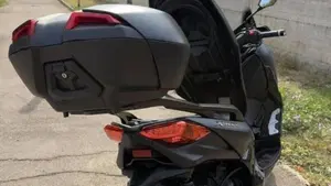 Yamaha X-Max 300 Tech Max (2021 - 24)  (8)