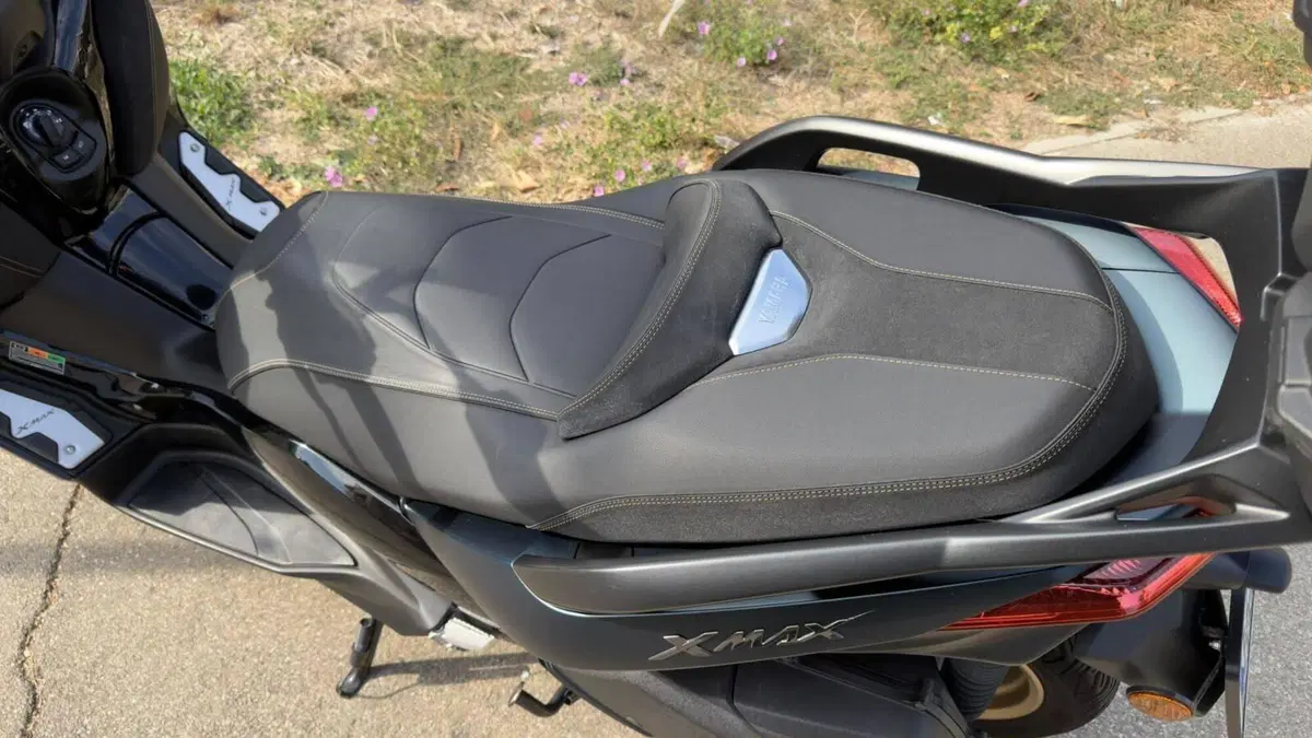 Yamaha X-Max 300 Tech Max (2021 - 24)  (13)