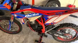 Betamotor RR 125 2T Enduro Race (2025)  (2)