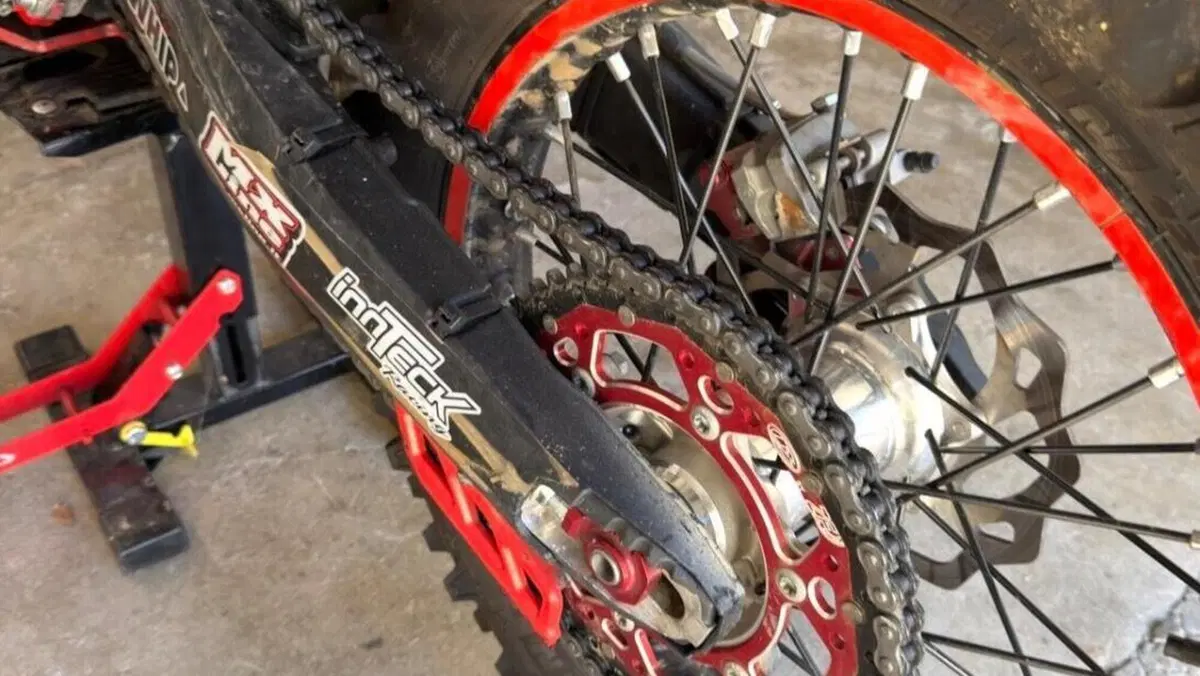Betamotor RR 125 2T Enduro Race (2025)  (4)