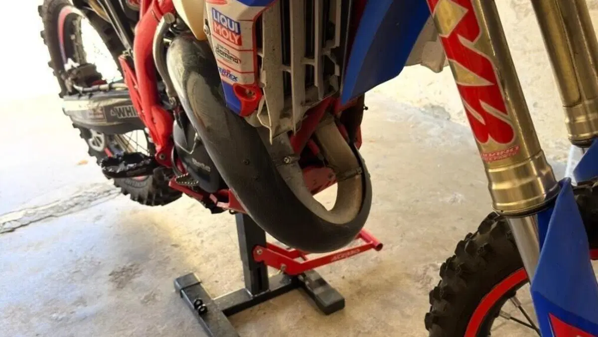 Betamotor RR 125 2T Enduro Race (2025)  (6)