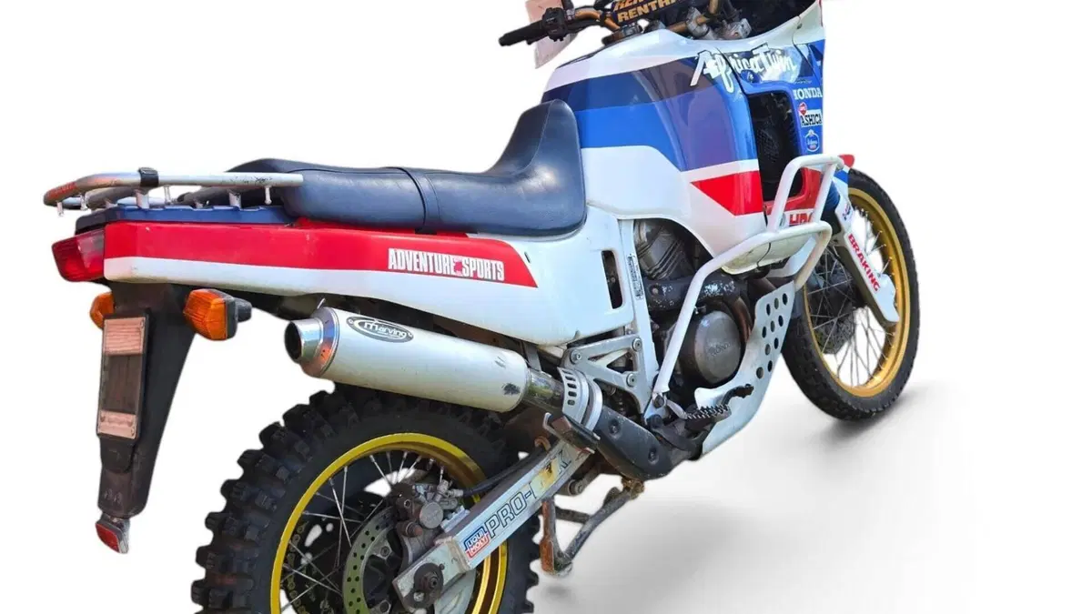 Honda Africa Twin XRV 650  (7)