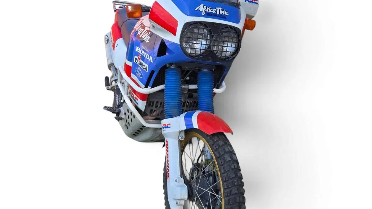 Honda Africa Twin XRV 650  (8)