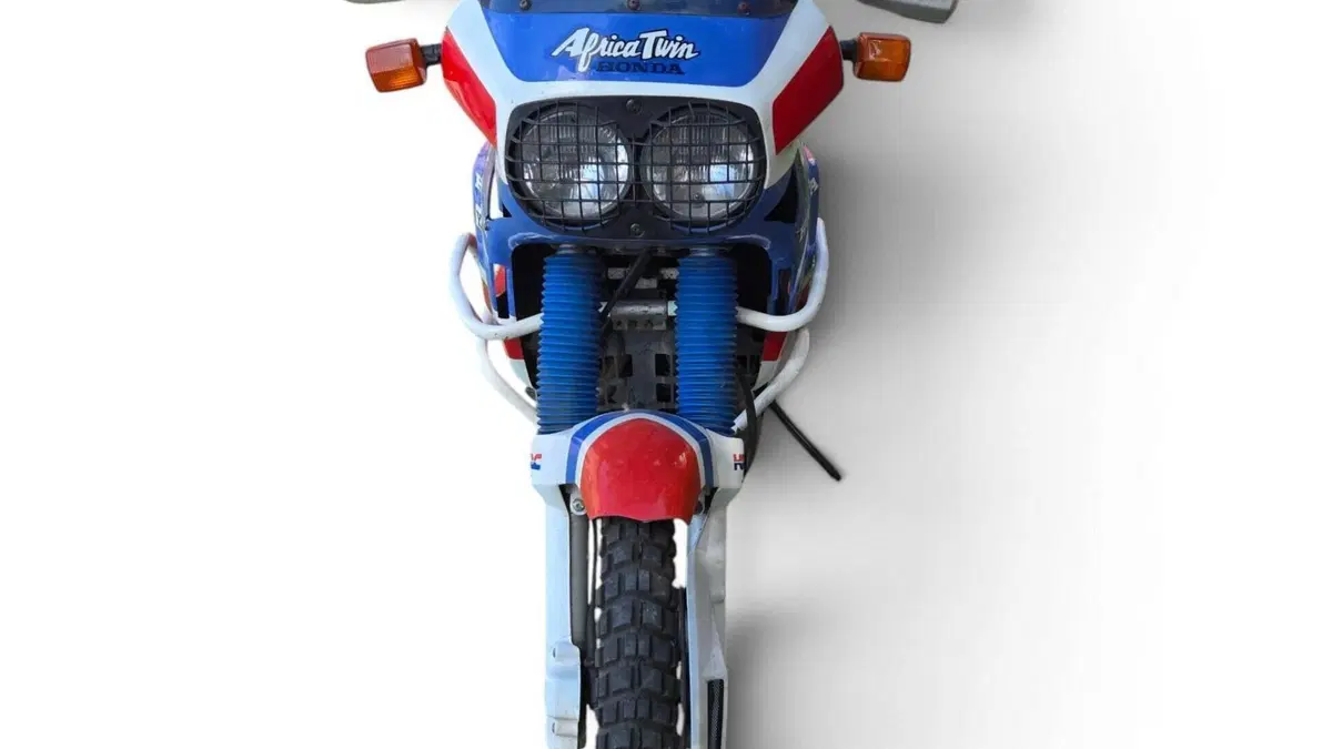 Honda Africa Twin XRV 650  (9)