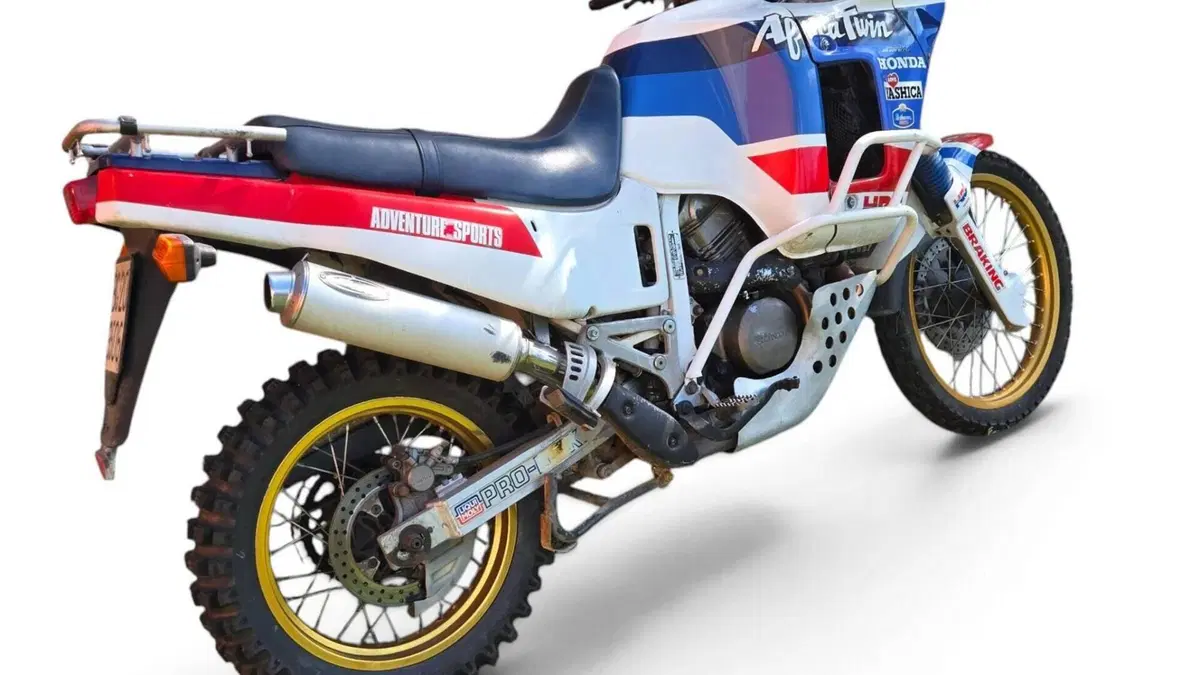Honda Africa Twin XRV 650  (11)