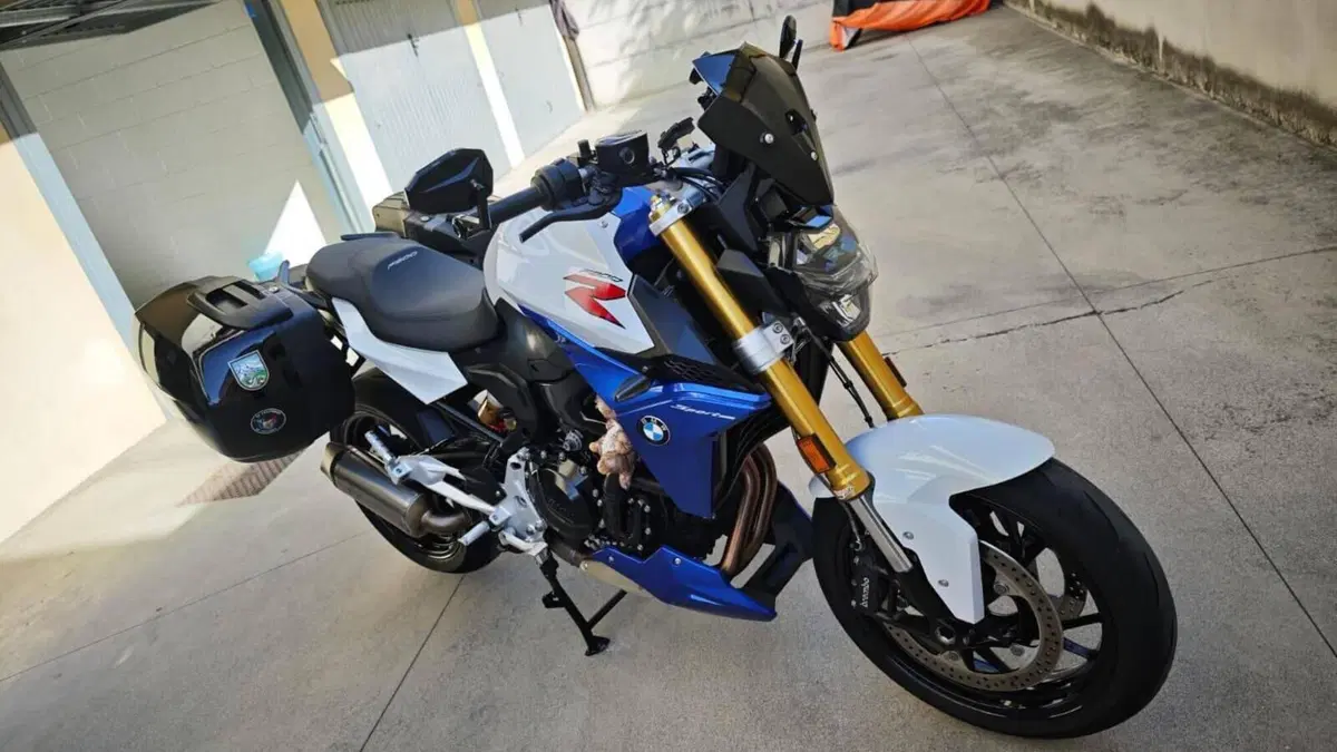 Bmw F 900 R (2021 - 24)  (6)