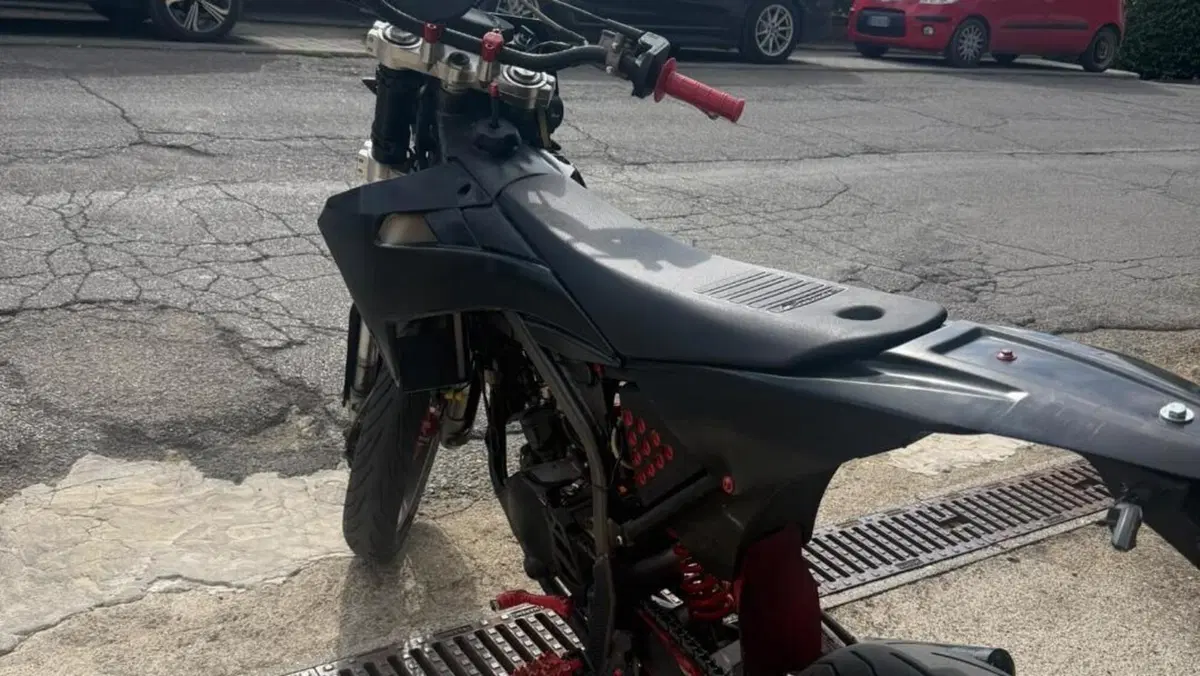 Fantic Motor Motard 50 M Casa 2t (2019)  (2)