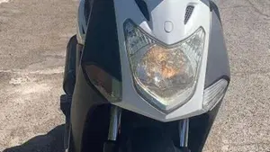 Kymco Agility 125 R16 (2008 - 17)  (5)