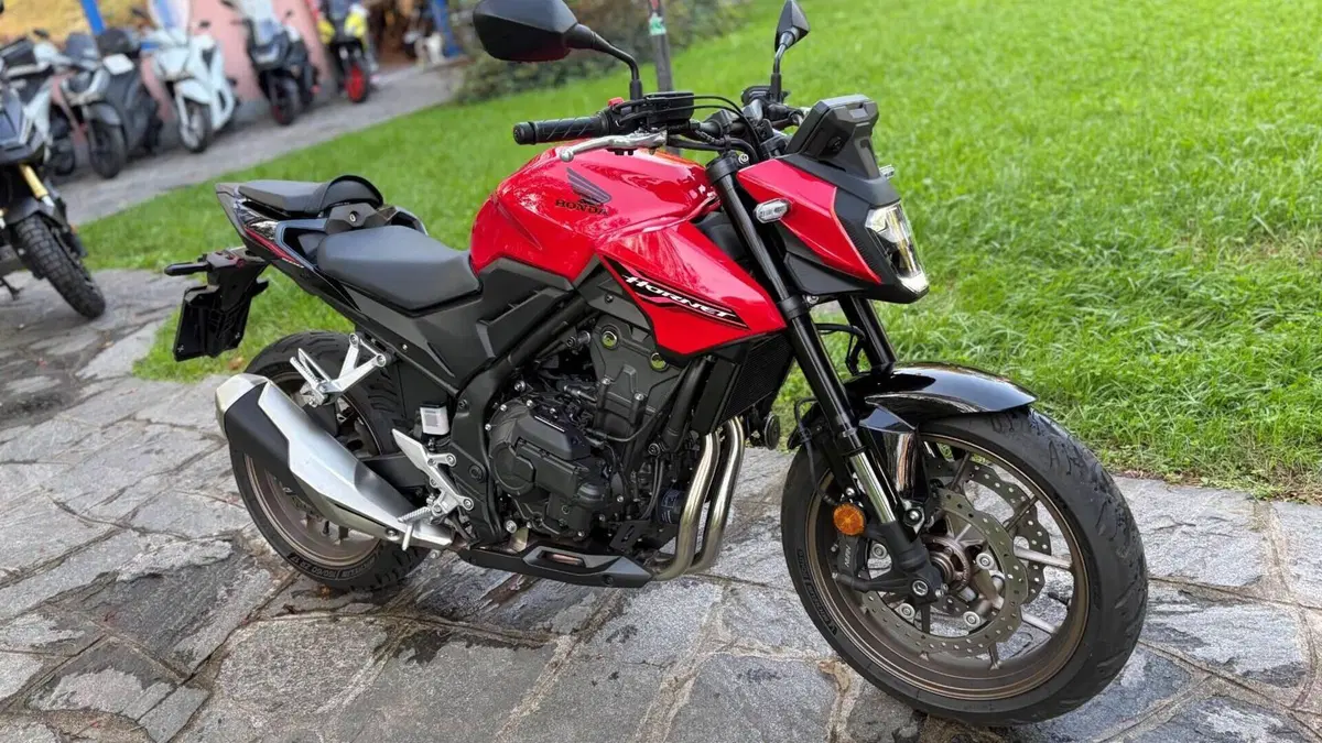 Honda CB 500 Hornet (2026)  (4)
