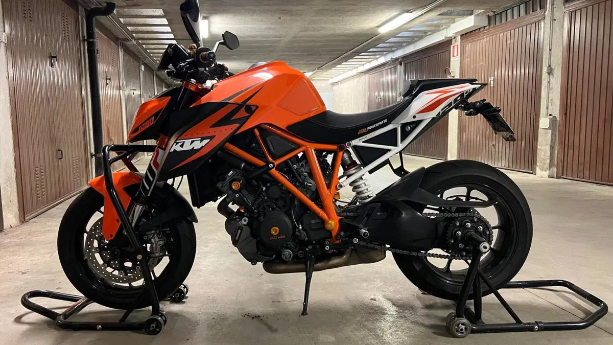 KTM 1290 Super Duke R ABS (2014 - 16)  (3)