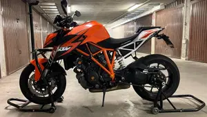 KTM 1290 Super Duke R ABS (2014 - 16)  (3)