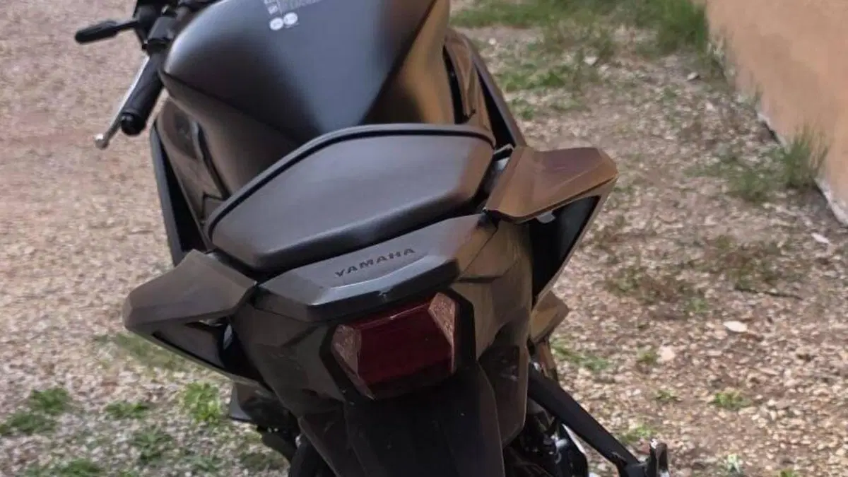 Yamaha YZF R3 (2025 - 26)  (3)