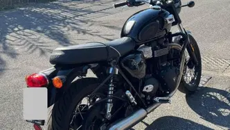 Triumph Bonneville T100 (2021 - 25) usata